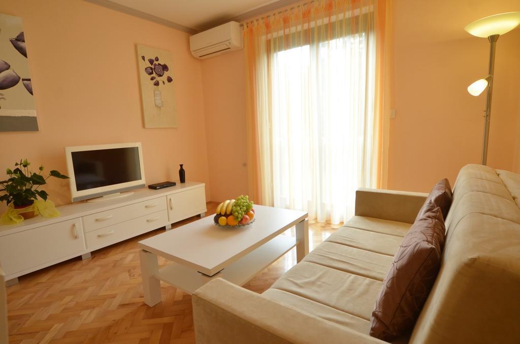 Apartments Benussi 1045 로비니 외부 사진