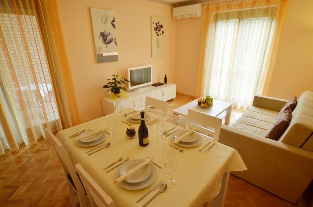 Apartments Benussi 1045 로비니 외부 사진